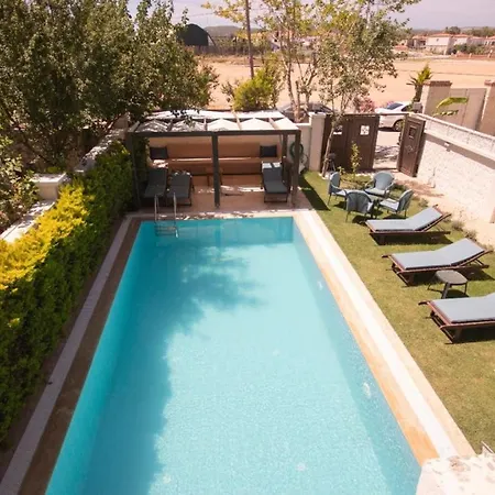 Nuriye Butik Alacati *