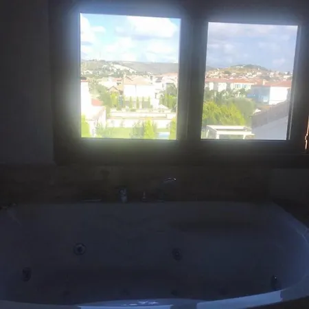 Nuriye Butik Alacati Hotel
