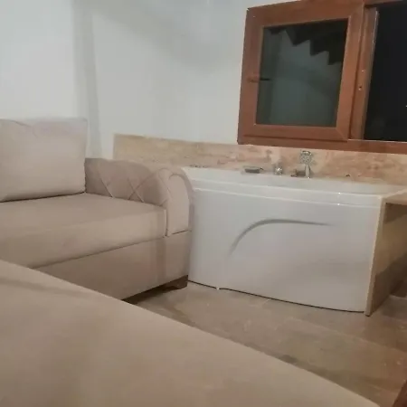 ホテル Nuriye Butik Alacati